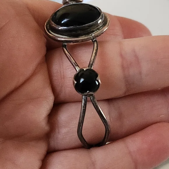 Vintage Native American Black/Blue Tigers Eye and Onyx Cuff Bracelet - Picture 5 of 12